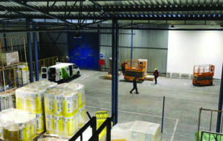 Priemyselné osvetlenie haly -800x360