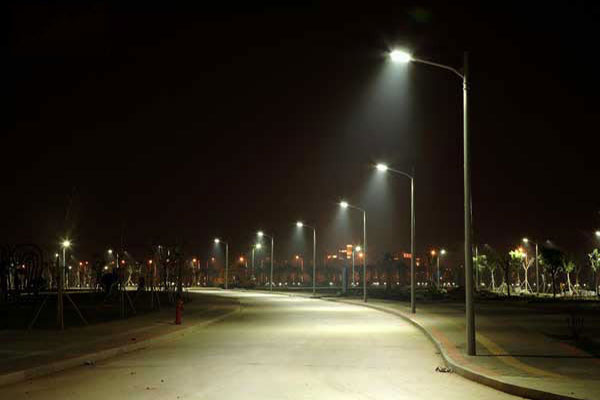 exteriérové svietidlá - osvetlenie ulice